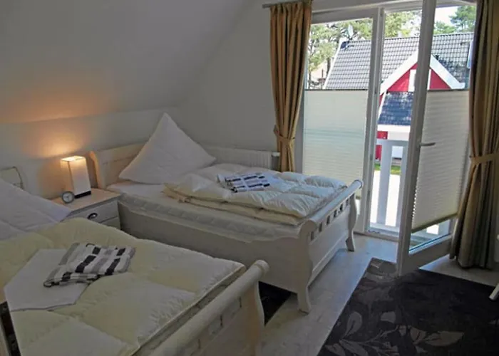 Sea Pine Comfortable * Glowe